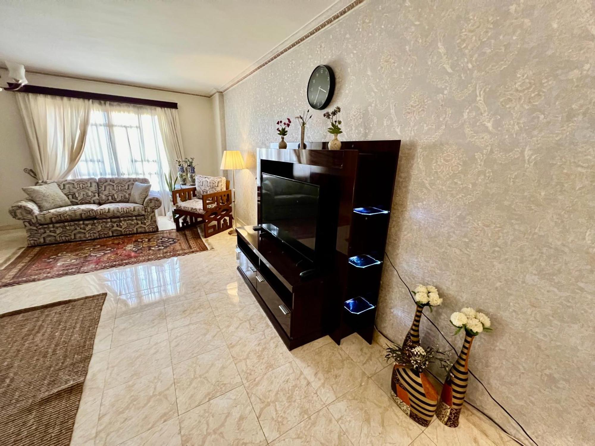 Luxurious 3 Bedroom Rustic Apartment Overlooking Huge Garden - For Families And Couples Cairo Exterior photo